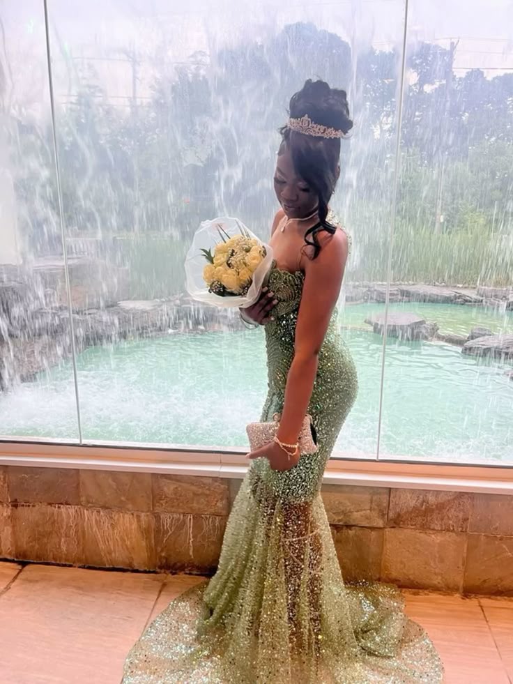 Gorgeous Green Mermaid Strapless Sequin Tulle Train Prom Dress Evening Dress
