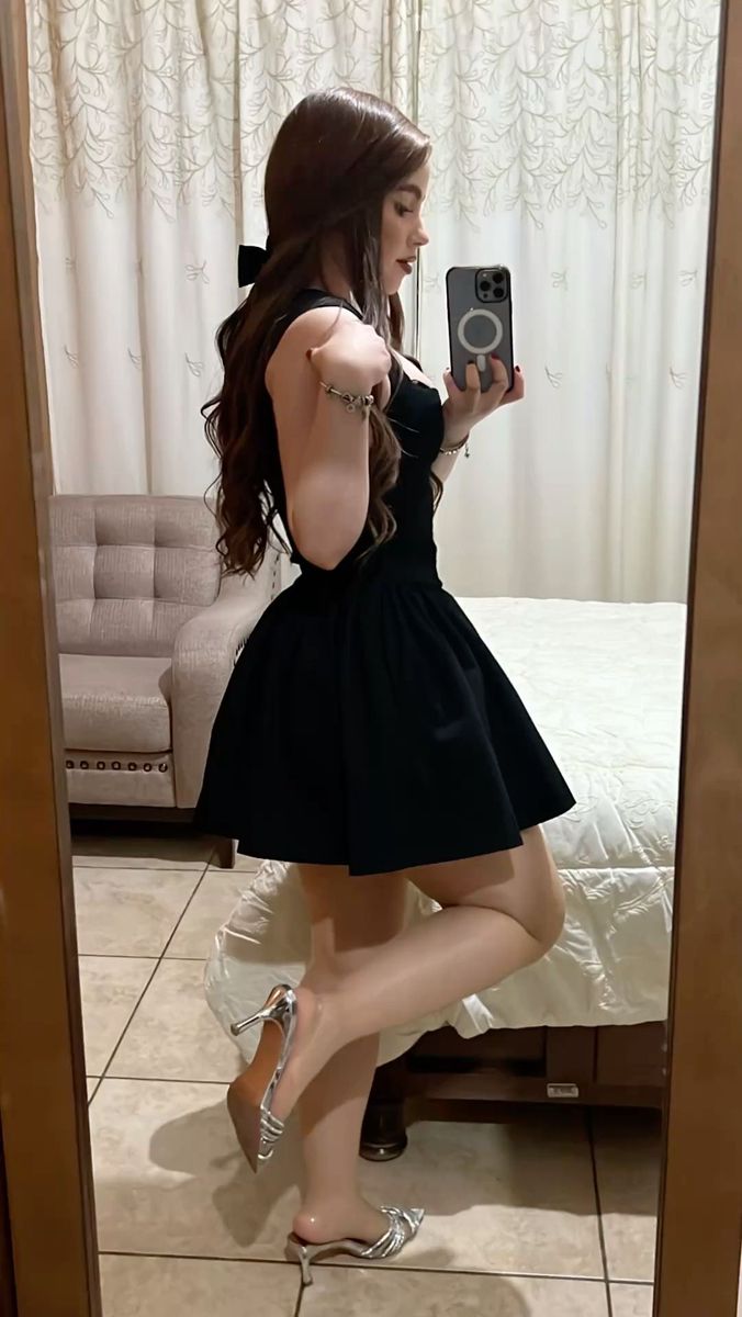 Elegant Black Suspender Waist A-Line Satin Birthday Party Homecoming Dress - View 2 | FashionDia