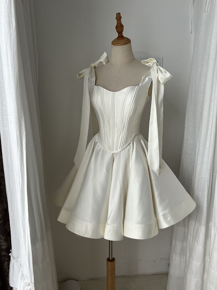 Sweet Princess White Bow Strap Waist A-Line Satin 17th Birthday Homecoming Dress - FashionDia