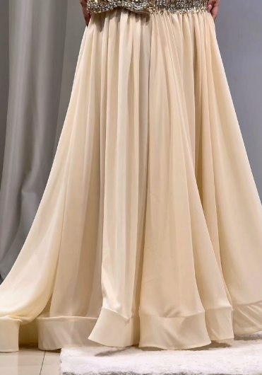 Luxurious Champagne Sweetheart Neck A-Line Diamond-Embellished Bow Chiffon Long Prom & Evening Dress - View 4 | FashionDia