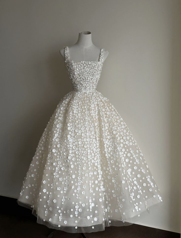 Elegant White A-line Strap Square Neck 3D Flower Tulle Prom Dress Wedding Dress cc4757