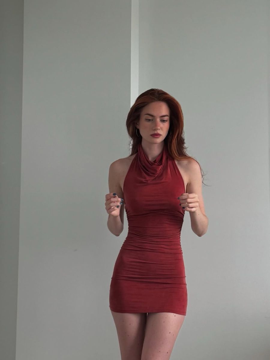 Elegant Brick Red High Collar Open Back Slim Hip Birthday Party Homecoming Dress - View 3 | FashionDia