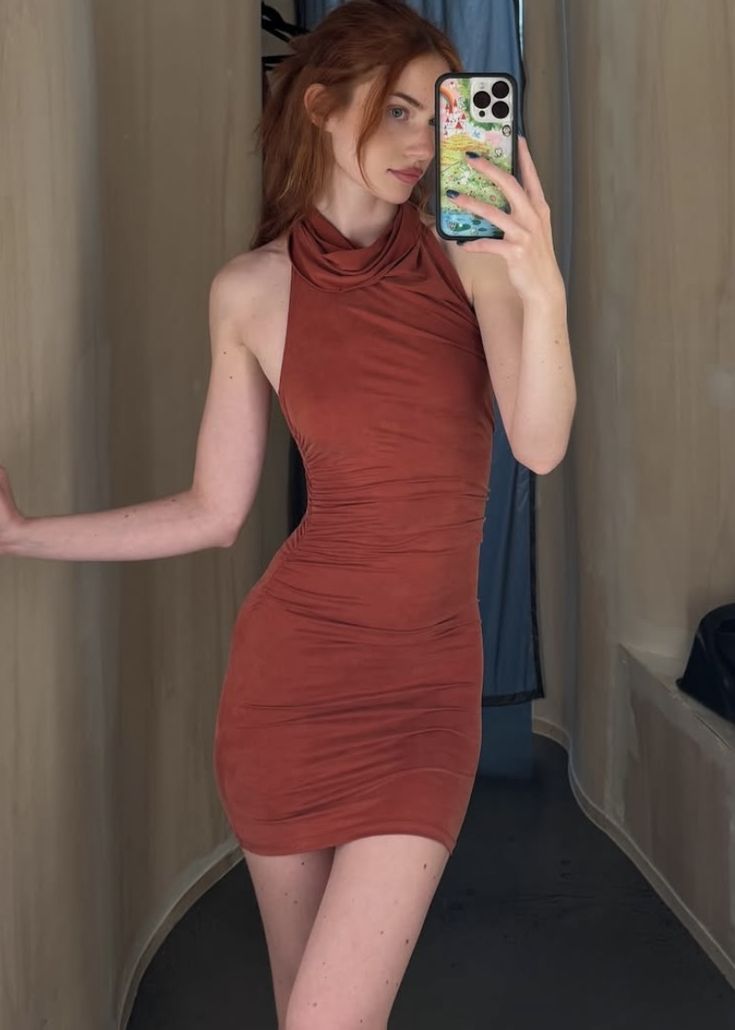 Elegant Brick Red High Collar Open Back Slim Hip Birthday Party Homecoming Dress - View 7 | FashionDia