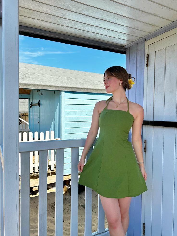 Fresh Green Halter Neck Waist A-line 17th Birthday Homecoming Dress