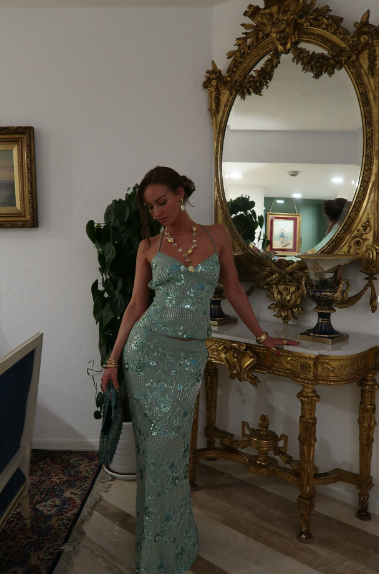 Luxurious Mint Green Halter Neck V-Neck Mermaid Open Back Sequin Beaded Tulle Long Prom Dress Evening Dress