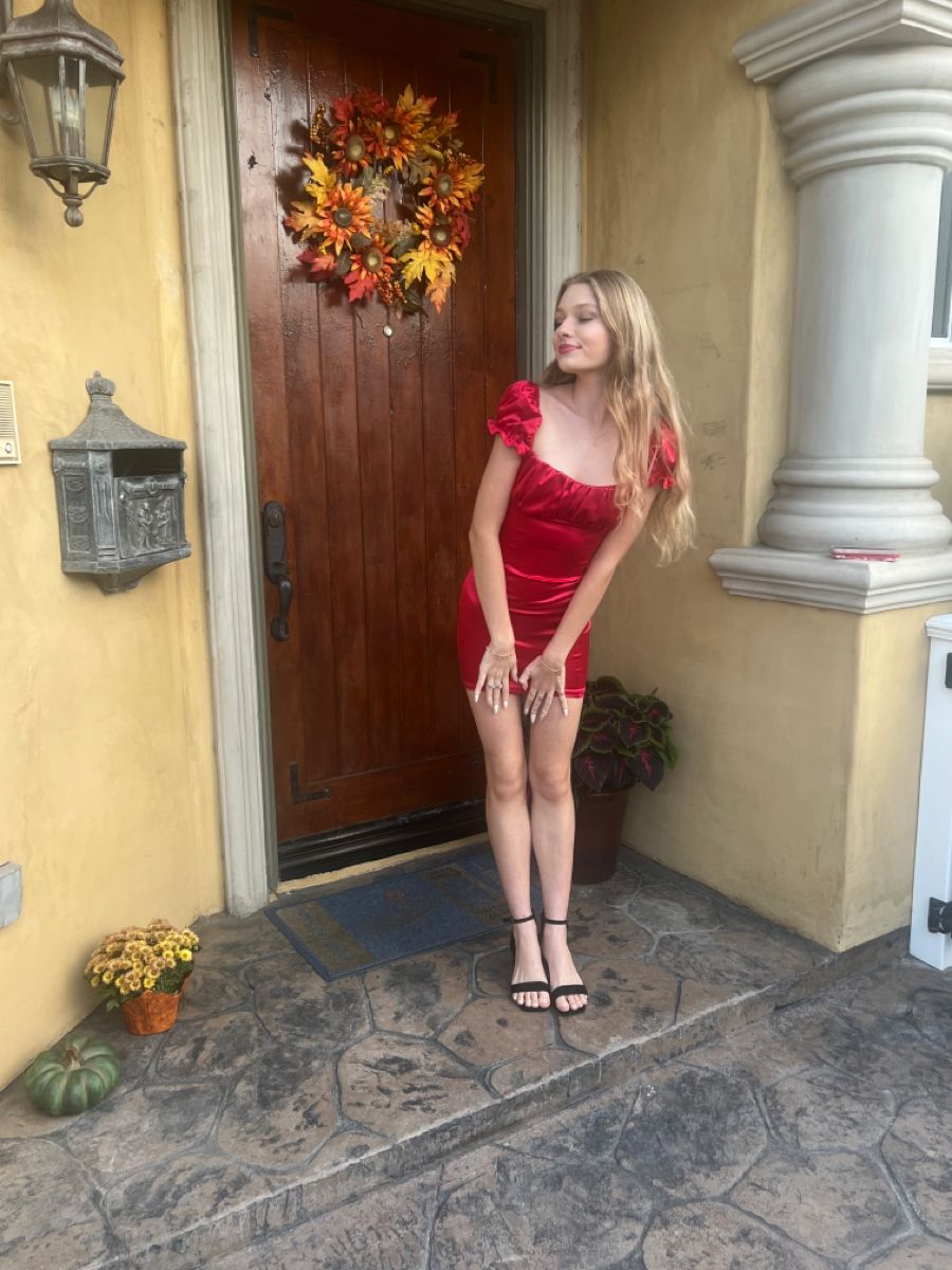 Sweet Red Square Neck Puff Sleeve Slim Hip Satin Birthday Party Homecoming Dress - View 6 | FashionDia