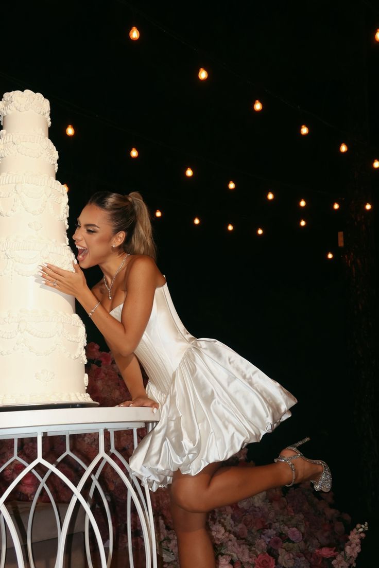 Sweet Princess White Satin Flower Bud Skirt Birthday Dress Homecoming Dress - View 4 | FashionDia