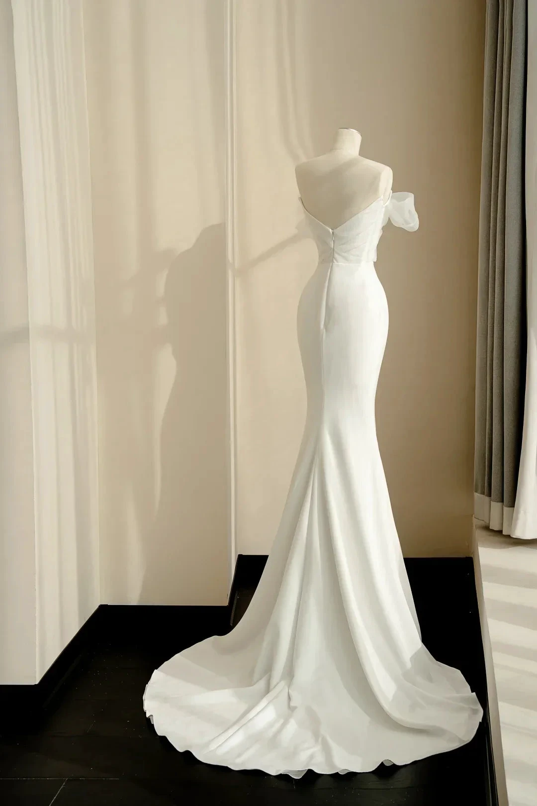 Pretty White Strapless Satin Organza Bow Mermaid Evening Dress,Formal Prom Dress Wedding Dress (ZD13773)
