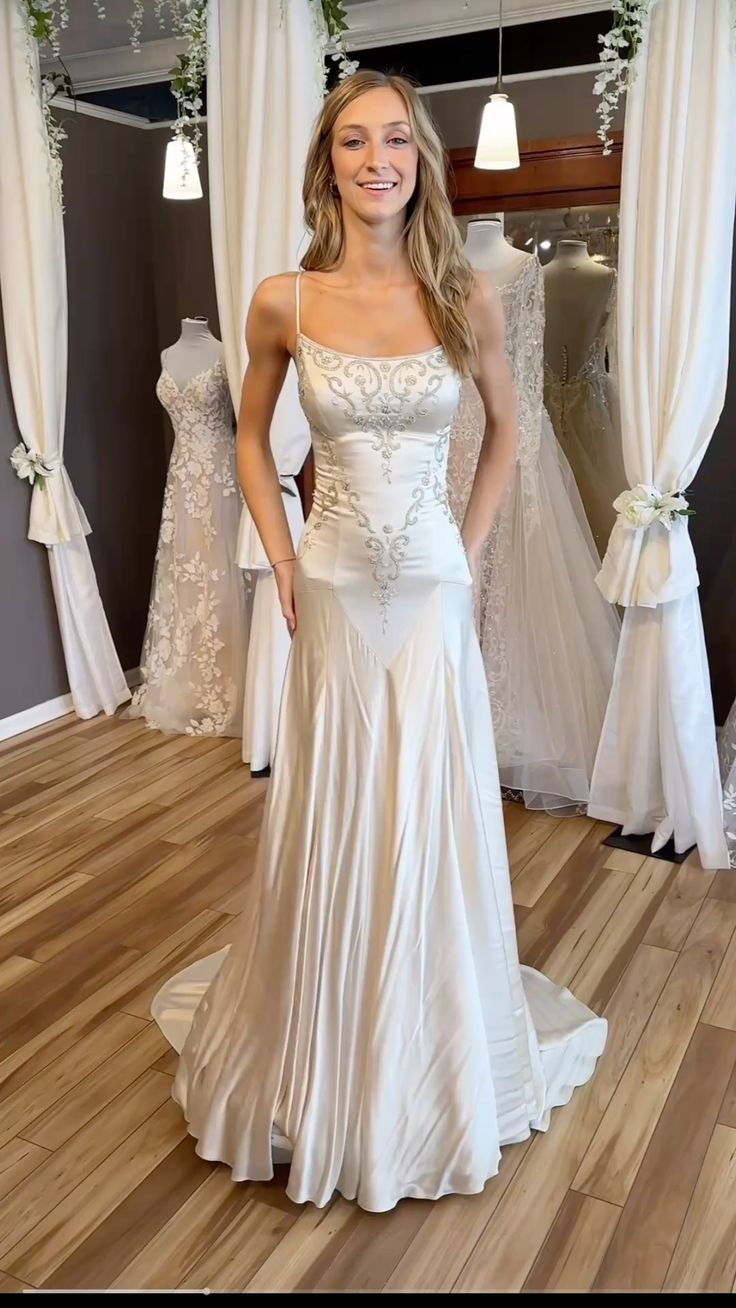Vintage White Spaghetti Strap Square Neck Pearl-Embellished Satin Train Prom Dress Evening Dress