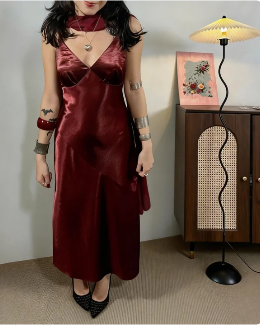 Vintage Burgundy Spaghetti Strap V-Neck Satin Long Prom Dress Evening Dress