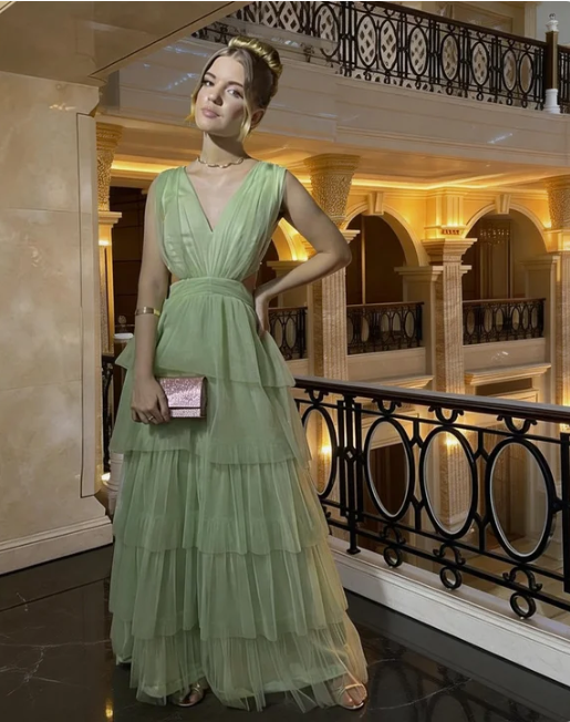 Elegant Green V-Neck A-Line Layered Tulle Long Prom Dress Evening Dress