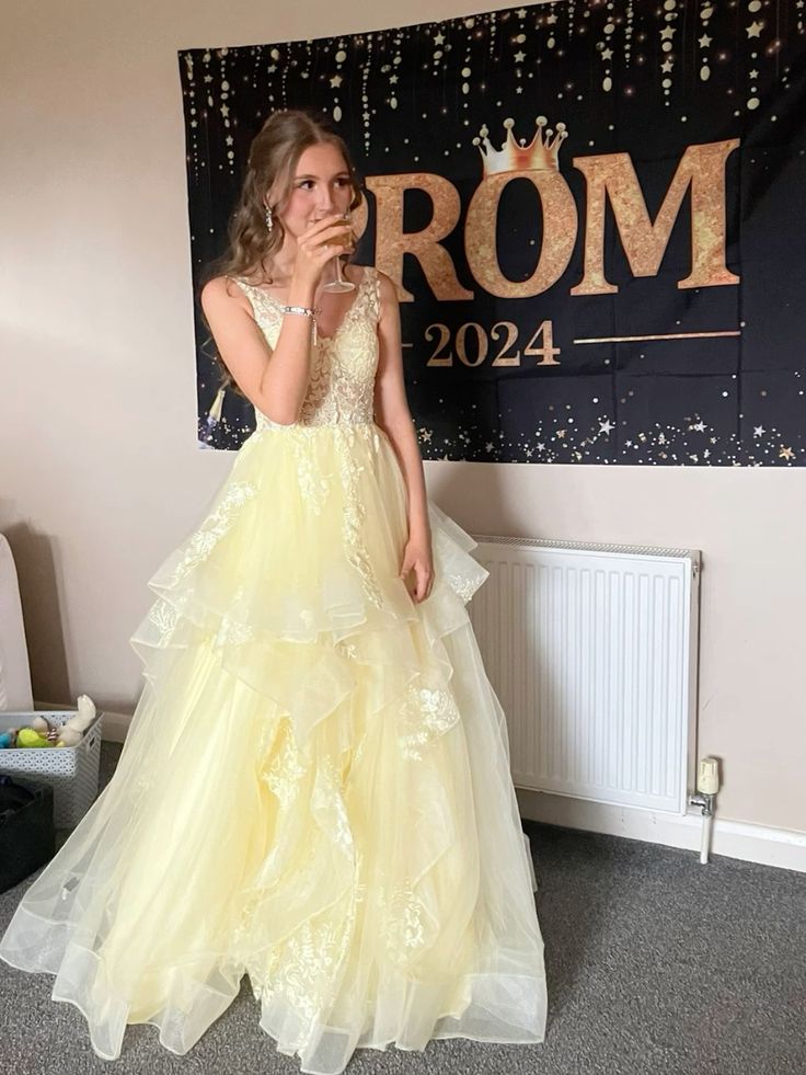 Sweet Pale Yellow A-line Multi-layer Cake Lace Tulle Long Prom Dress Evening Dress Bridesmaids Dress