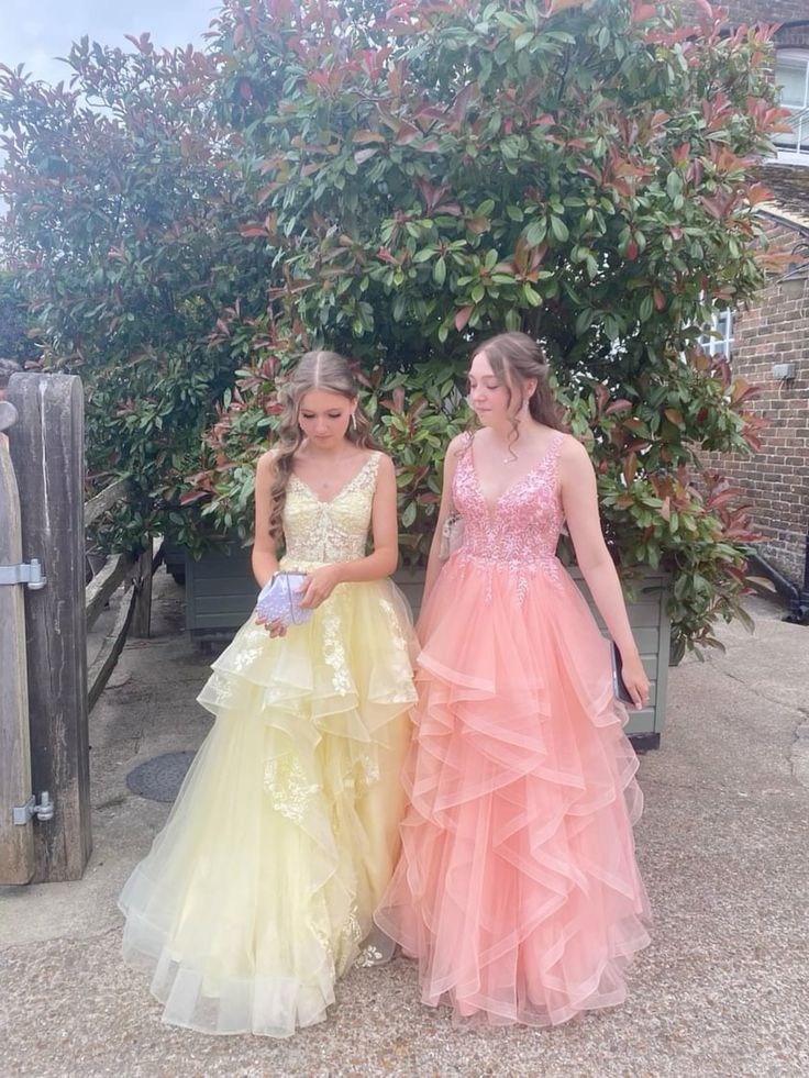Sweet Pale Yellow A-Line Multi-layer Cake Lace Tulle Long Prom & Evening Dress Bridesmaids Dress - View 4 | FashionDia