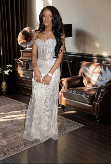 Luxurious Silver White Strapless Boned Corset Beaded Mermaid Tulle Long Prom Dress Evening Dress