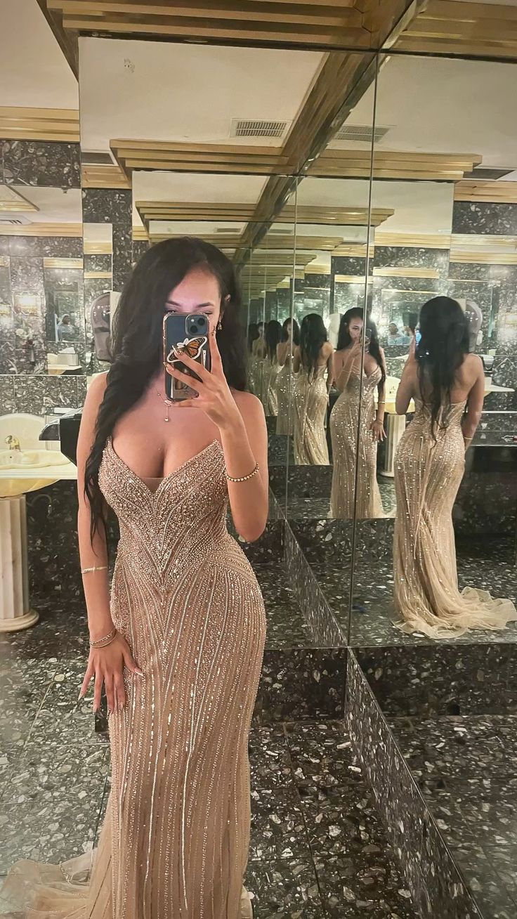 Luxurious Sparkling Champagne V-Neck Beaded Sequin Mermaid Tulle Train Prom Dress Evening Dress