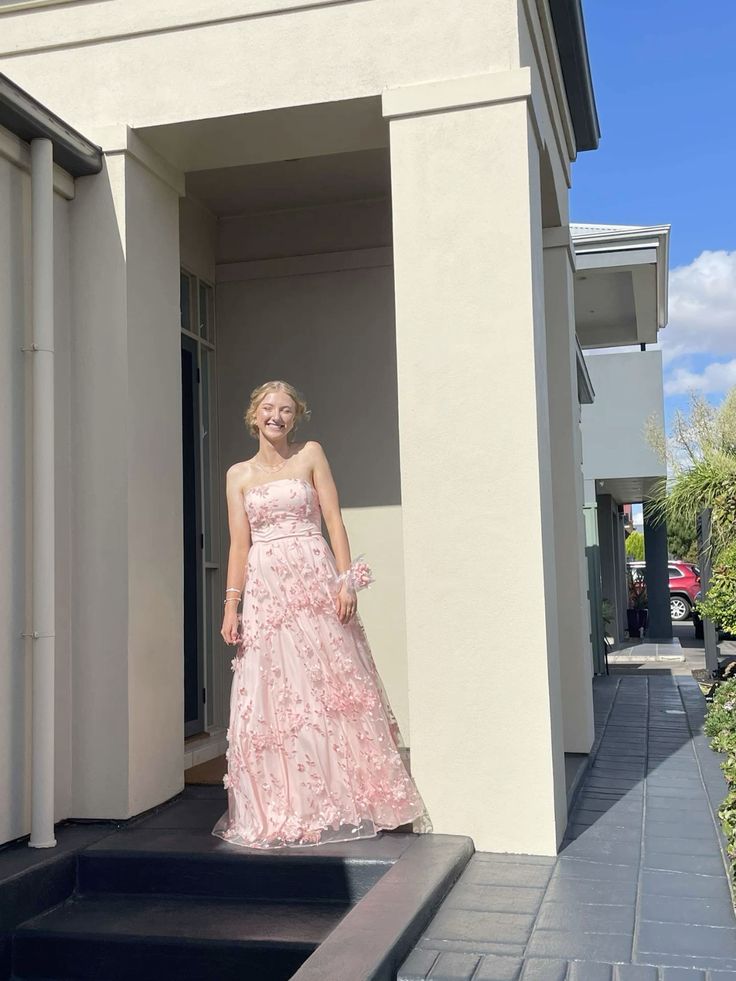 Dreamy Pink Strapless 3D Applique A-Line Tulle Long Prom Dress Evening Dress