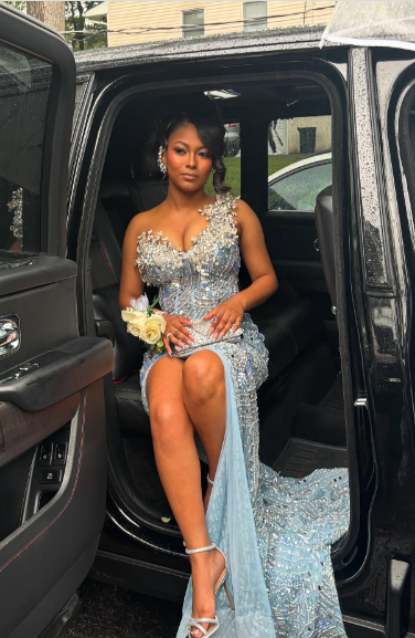 Gorgeous Ice Blue One-Shoulder Crystal Flower High Slit Beaded Tulle Train Prom & Evening Dress - View 3 | FashionDia