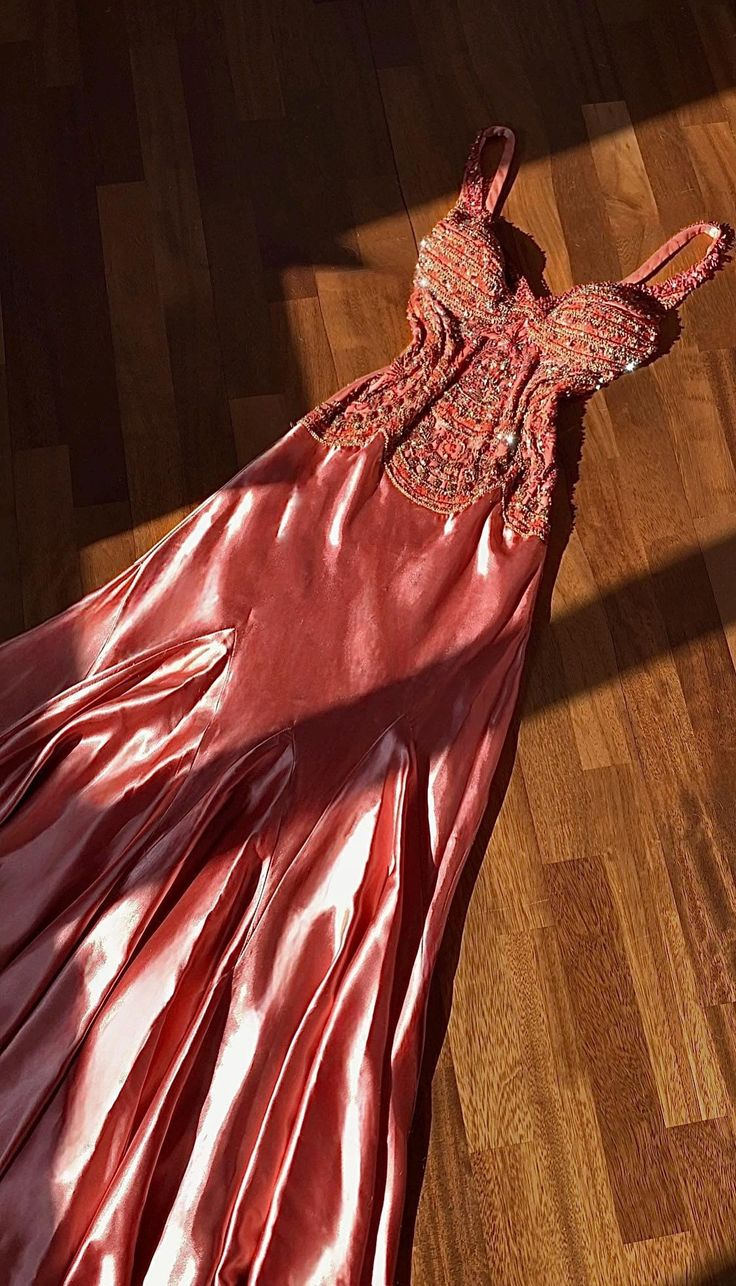 Vintage V Neck Beaded Mermaid Evening Dress Formal Prom Dress