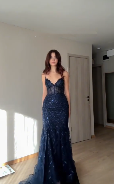 Vintage V-Neck Navy Blue Spaghetti Straps Mermaid Prom Dress Long Party Dress - FashionDia