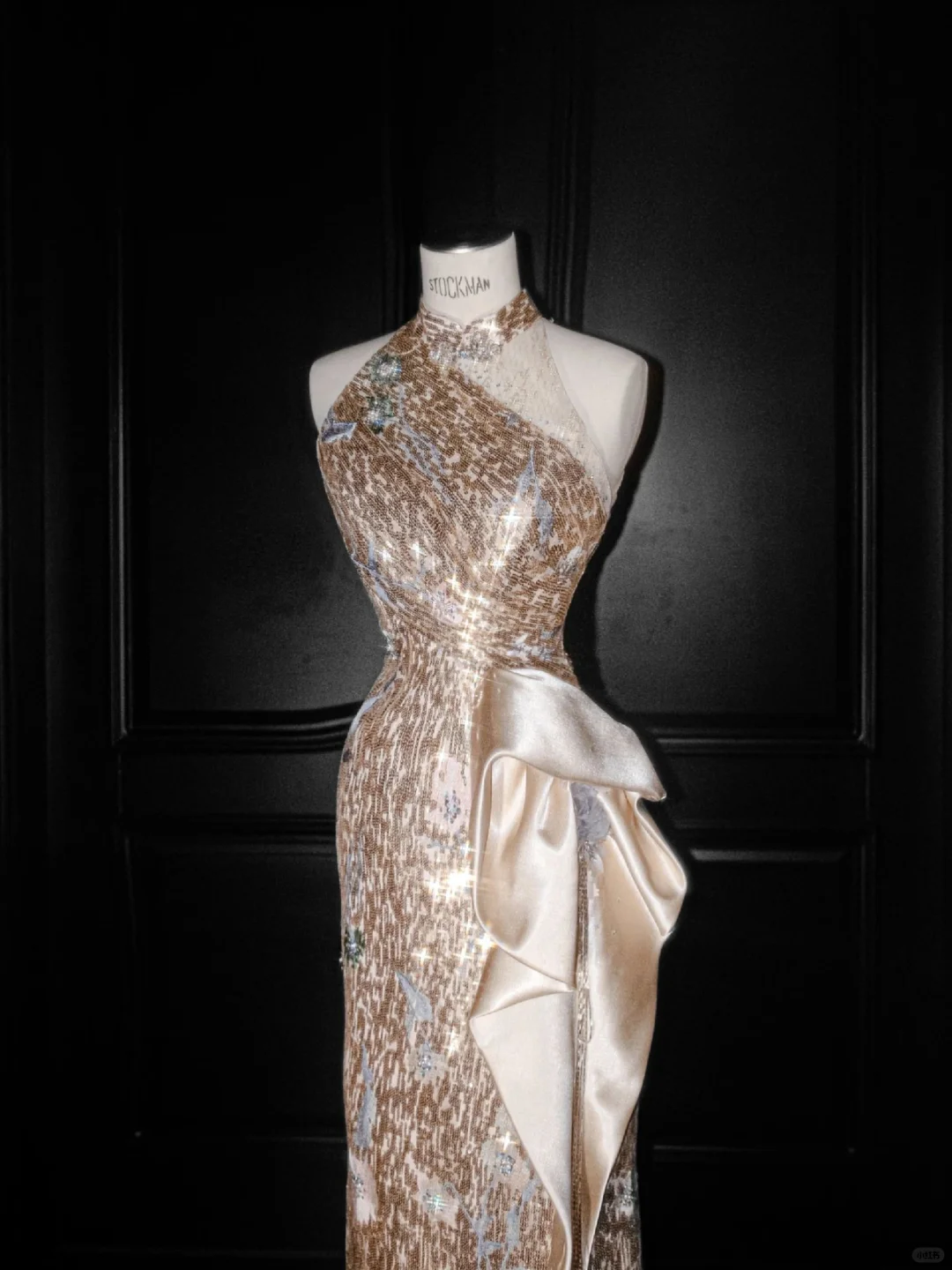 Glitter Champagne Gold Sequin Sheath Prom Dress Halter Long Evening Dress Y8653 - View 2 | VelvetHem