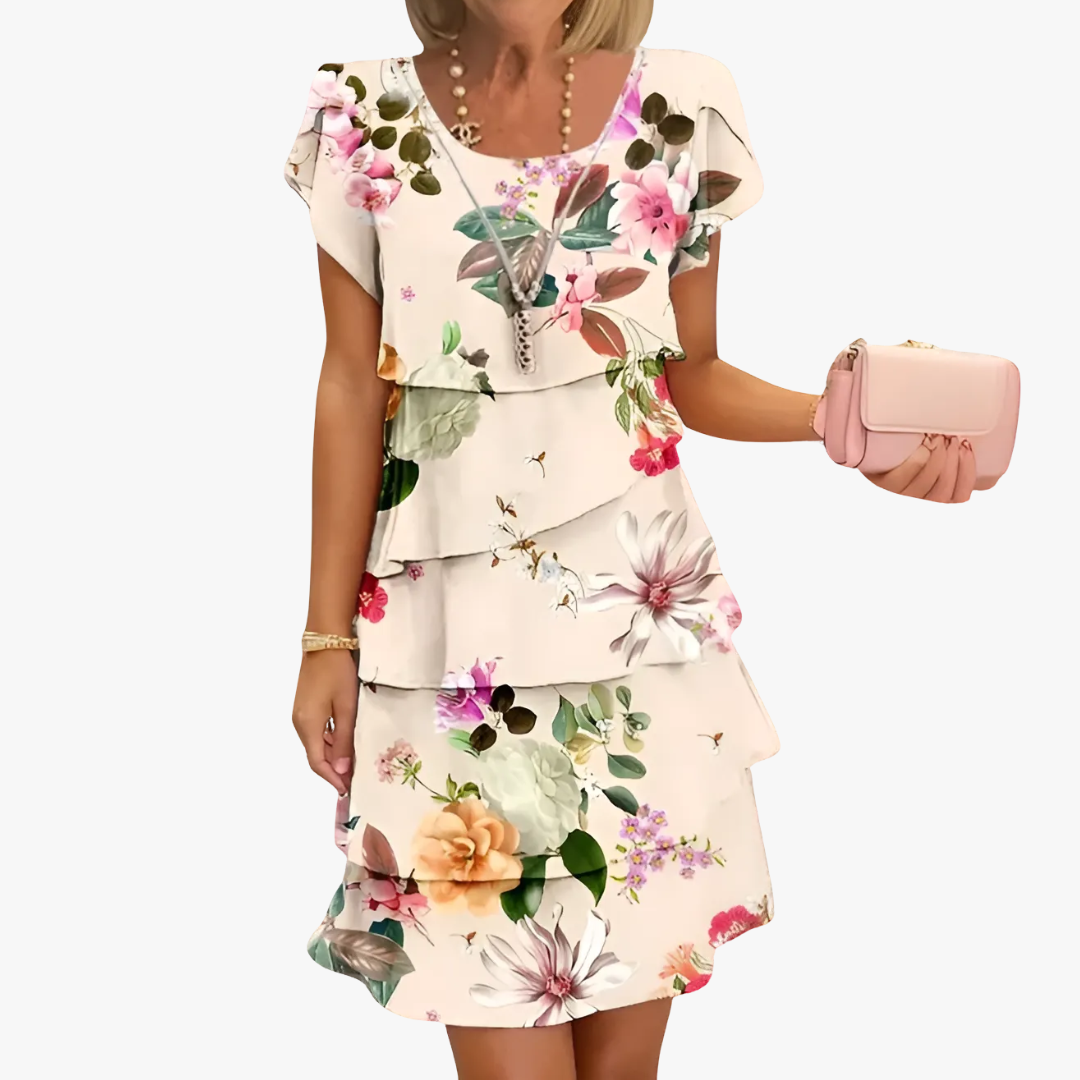 Minimalist Dress Inspired by Contemporary Streetwear Fashion