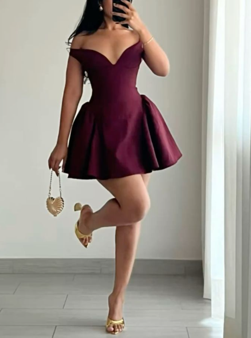 Vintage Burgundy Off-the-Shoulder V-Neck A-Line Short Homecoming Dress 18th Birthday Outfits - FashionDia