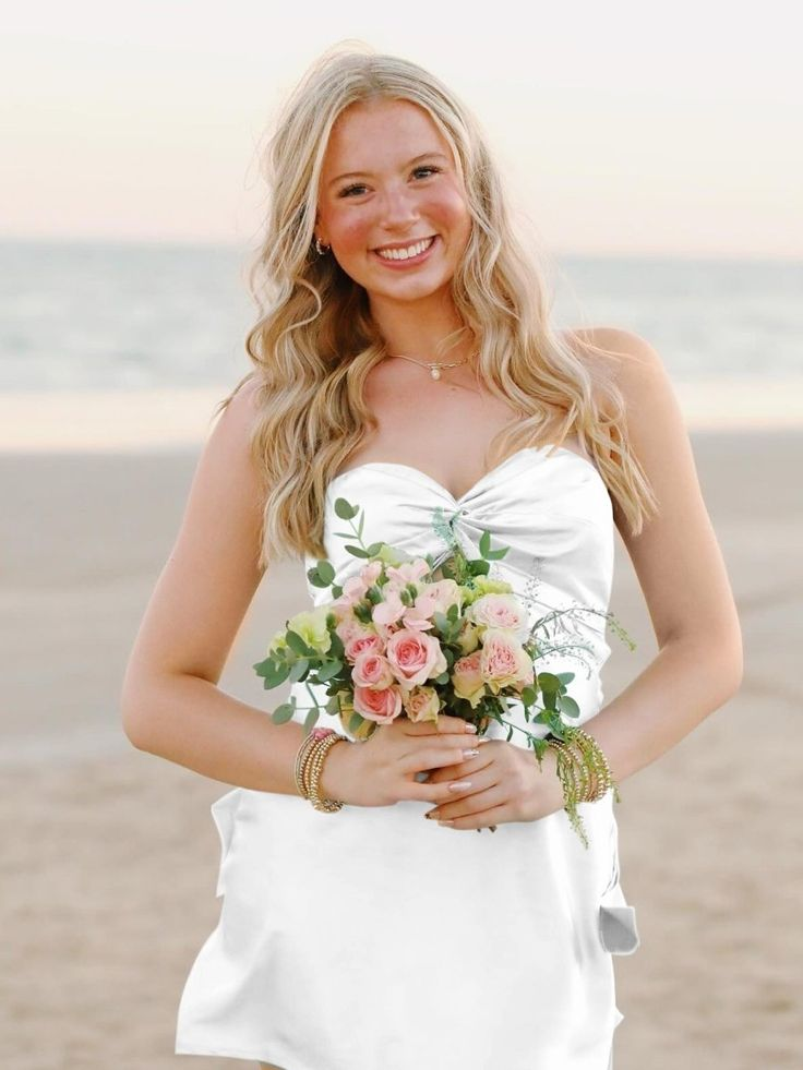 Simple Sweetheart Neck White Satin Short Birthday Outfits Formal 7th Grade Homecoming Dress - FashionDia