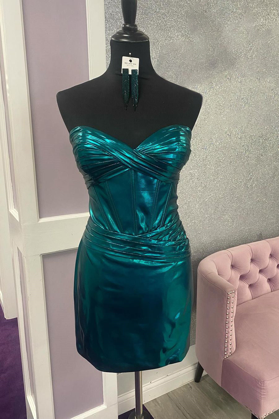 Peacock Blue Bodycon Sweetheart Short Metallic Homecoming Dress