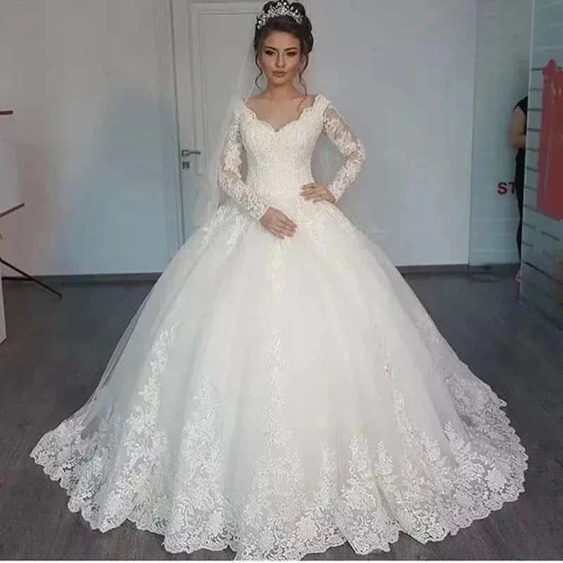 Plus Size Ball Gown Long Sleeve Vintage Wedding Dress 2021 Elegant Lace Appliques vestido De Noiva Custom Made Bride Bridal (ZD14107)