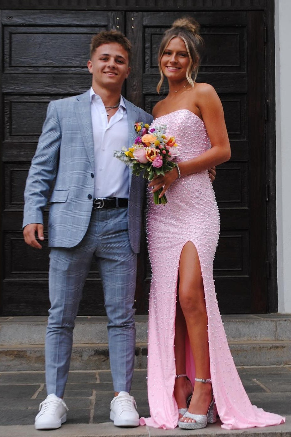 Stunning Mermaid Strapless Black Long Prom Dress with Pearls