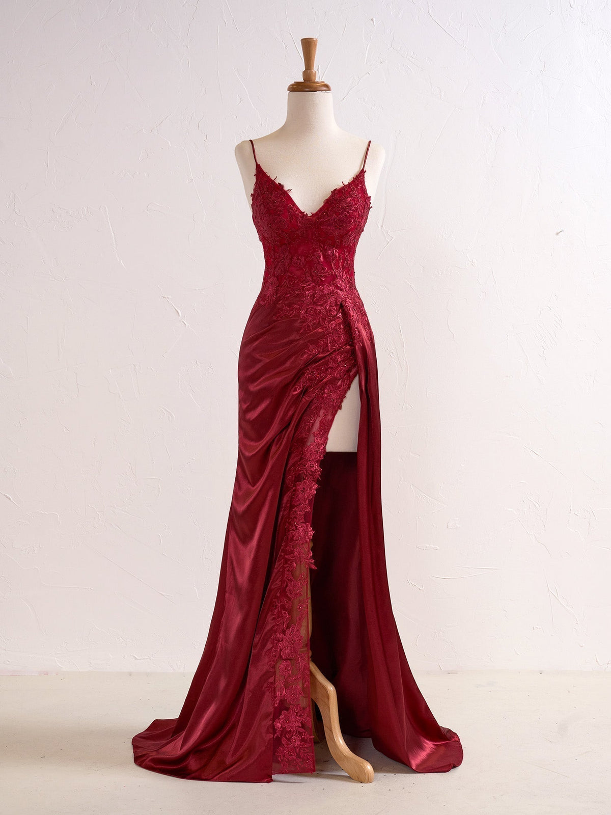 Sheath Black Long Appliques Prom Dress - View 4 | VelvetHem