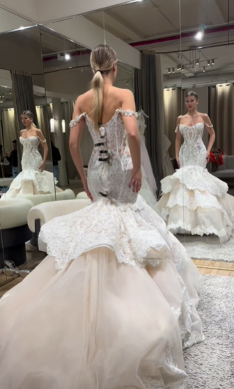 Gorgeous Ivory Lace Strapless Mermaid Wedding Dress with Layered Organza Train cc4704