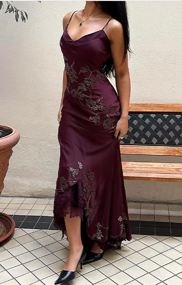 Vintage Elegant Burgundy Spaghetti Strap V-neck Satin Long Prom Dress Evening Dress