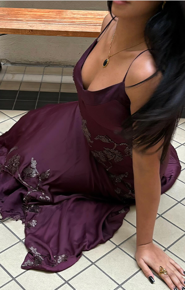 Vintage Elegant Burgundy Spaghetti Strap V-neck Satin Long Prom Dress Evening Dress