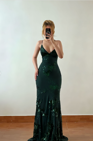 Beautiful Dark Green Mermaid V-Neck Cross-Strap Sequined Long Prom & Evening Dress - View 7 | FashionDia