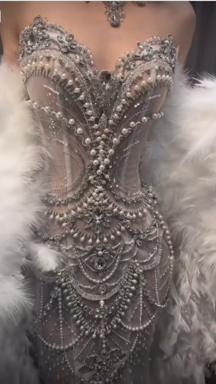 Elegant Silver-White Mermaid Sweetheart Neckline Pearl-Beaded Tulle Train Prom & Evening Dress - View 5 | FashionDia