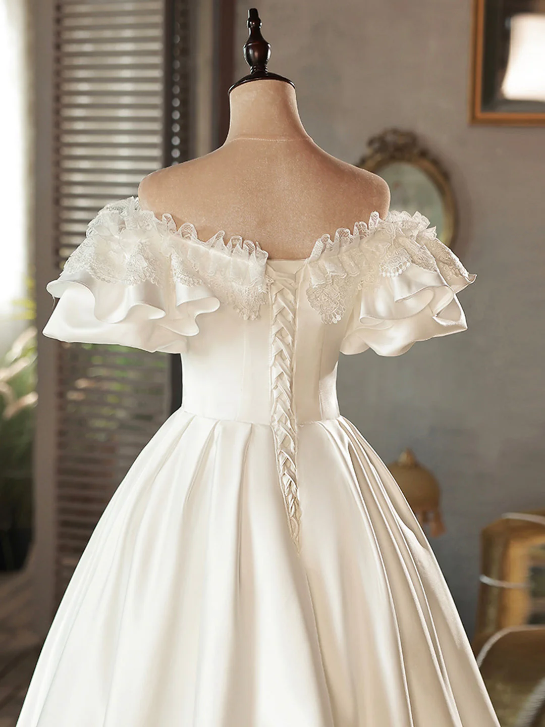 Satin Lace Short Prom Dress, Evening Dress, Wedding Dress - View 3 | FashionDia