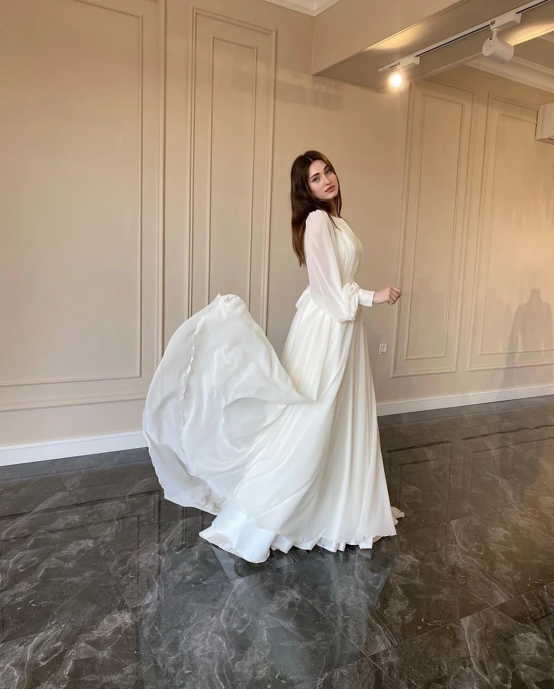 Women Elegant Pleated Lantern Sleeve Round Neck Maxi Dress Fashion Long Sleeve Party Evening Dress - View 5 | FashionDia