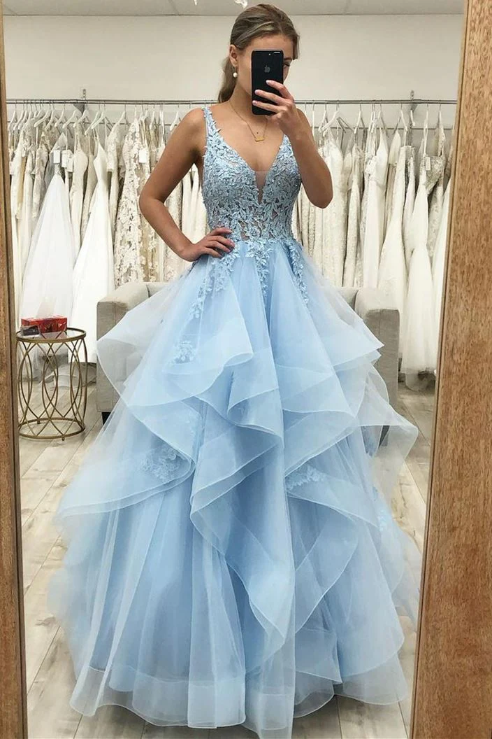V-neck Tulle Ball Gown Long Prom Dress with Lace Bodice - View 2 | FashionDia