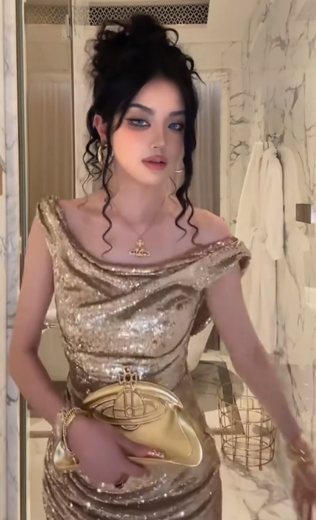 Elegant Champagne Gold Sequins Mermaid Prom Dress,Off-the-Shoulder Slit Long Prom Dress Party Gown - View 4 | FashionDia