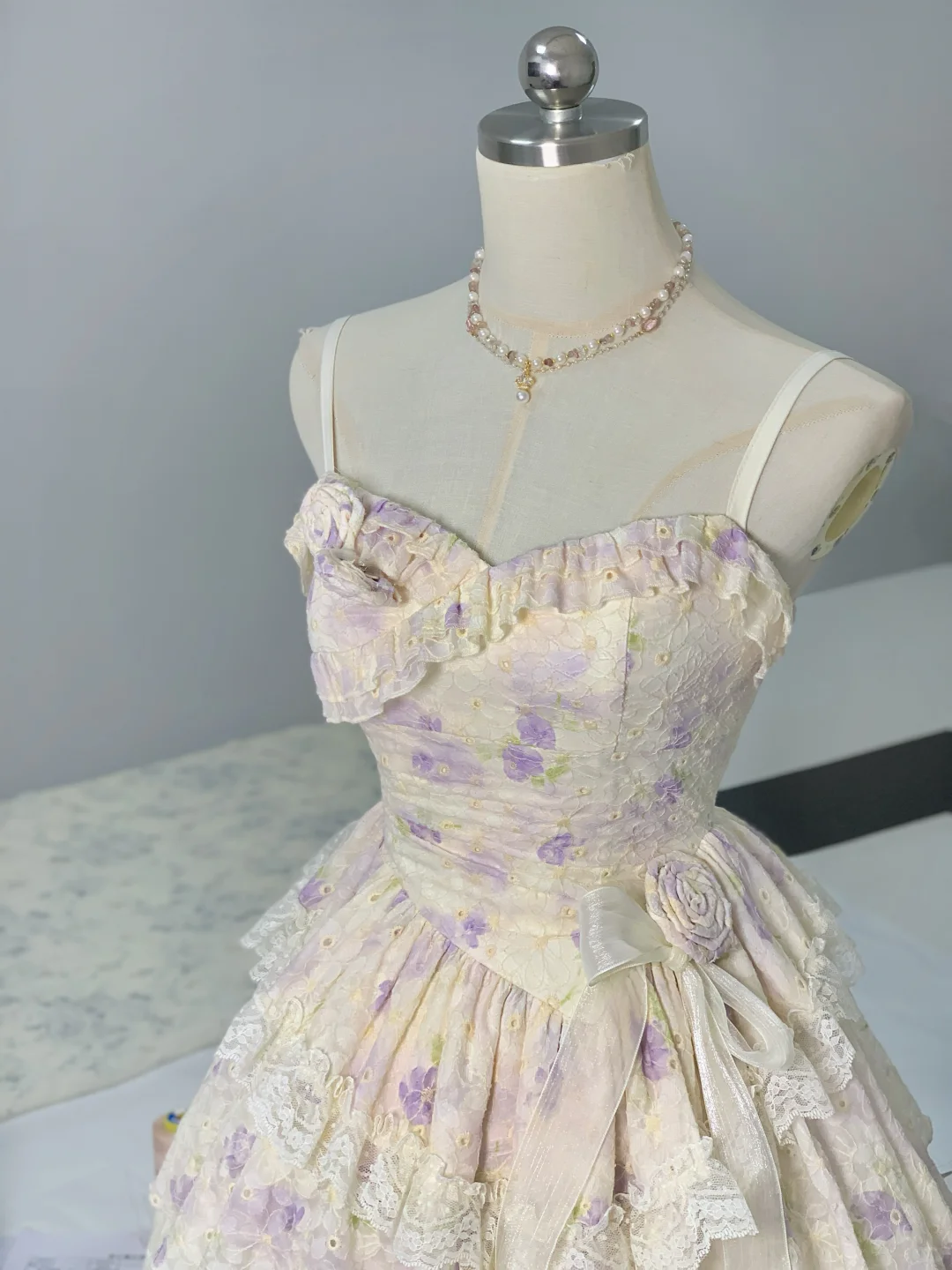Beautiful Spaghetti Straps Lilac Print Floral A Line Graduation Homecoming Dress Short Prom Dress S967