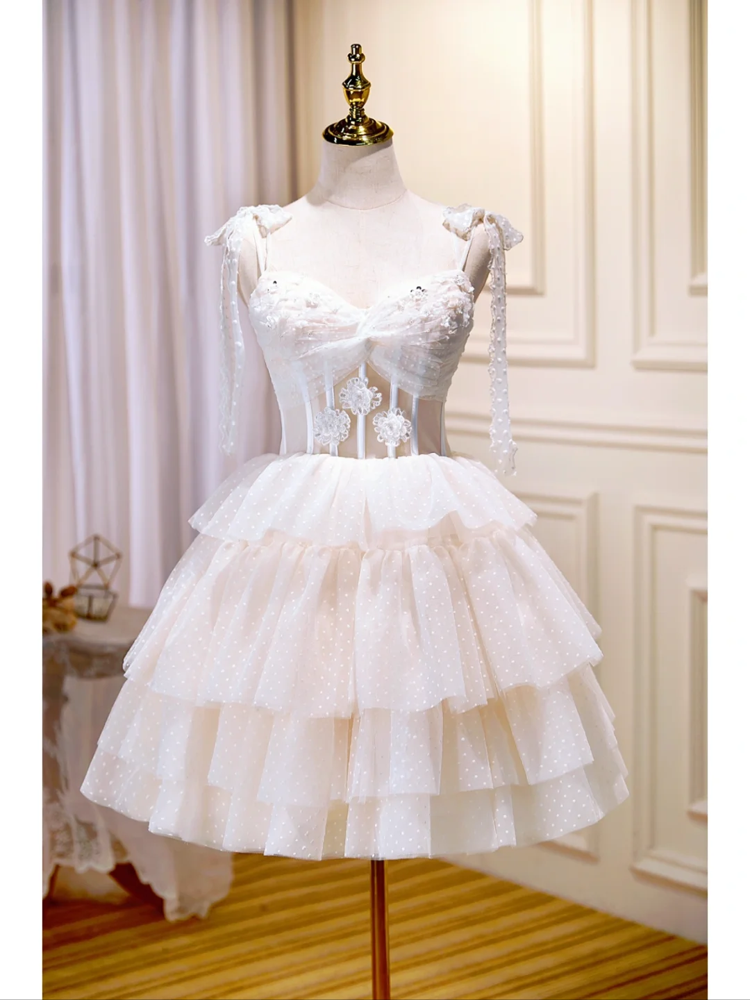 Classy Beige Spaghetti Straps Tulle Layered Short Birthday Outfits A-Line Formal Homecoming Dress - FashionDia