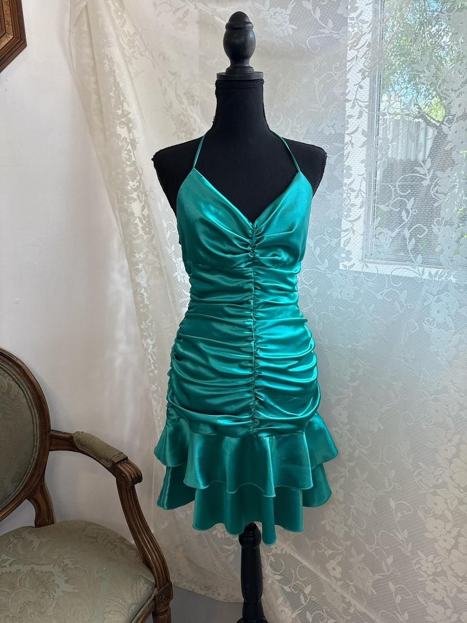 Elegant Halter Green V Neck Satin Pleated Ruffled Mini Party Dress Formal 7th Grade Homecoming Dress