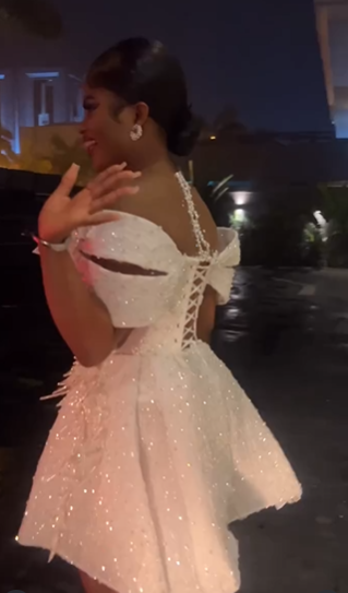 Vintage Pearls Beaded Floral Short Cocktail Dress Birthday Dress White Off-the-Shoulder Homecoming Dress - View 8 | FashionDia