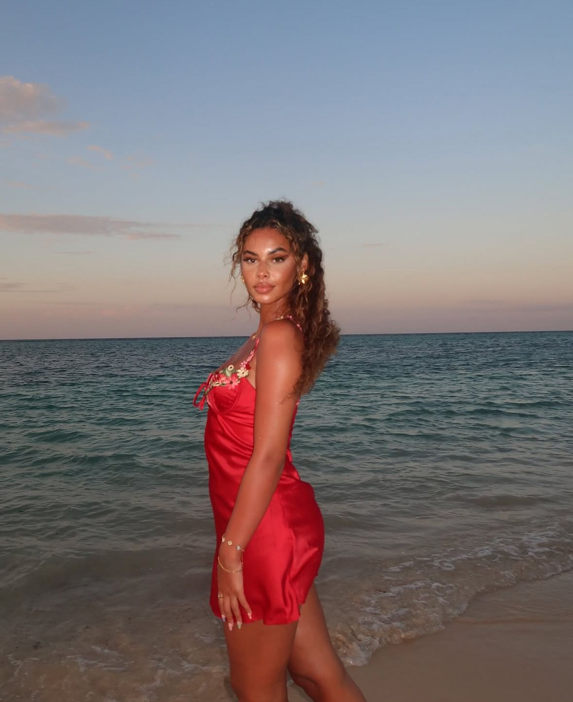 Pretty Spaghetti Straps Red Satin Appliques Short Party Dress Graduation Homecoming Dress - View 3 | FashionDia