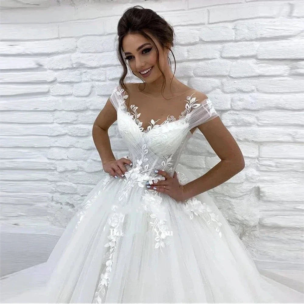 Ramanda Elegant V-Neck Sleeveless Wedding Dress For Bride 2023 A-Line Floral Lace Appliques Buttons Back Vestido De Novia (ZD13370)