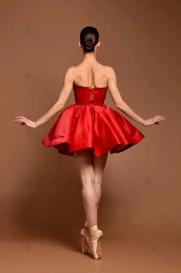 Red Strapless Homecoming Dress A Line Satin Short Cocktail Dresses with Bowknot