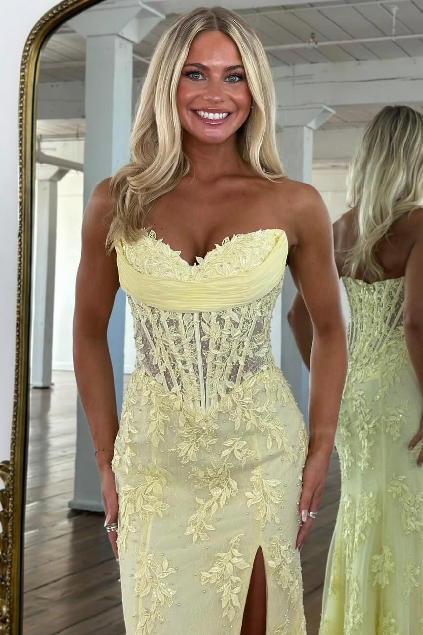Charming Mermaid Sweetheart Yellow Corset Prom Dress with Appliques - View 2 | FashionDia