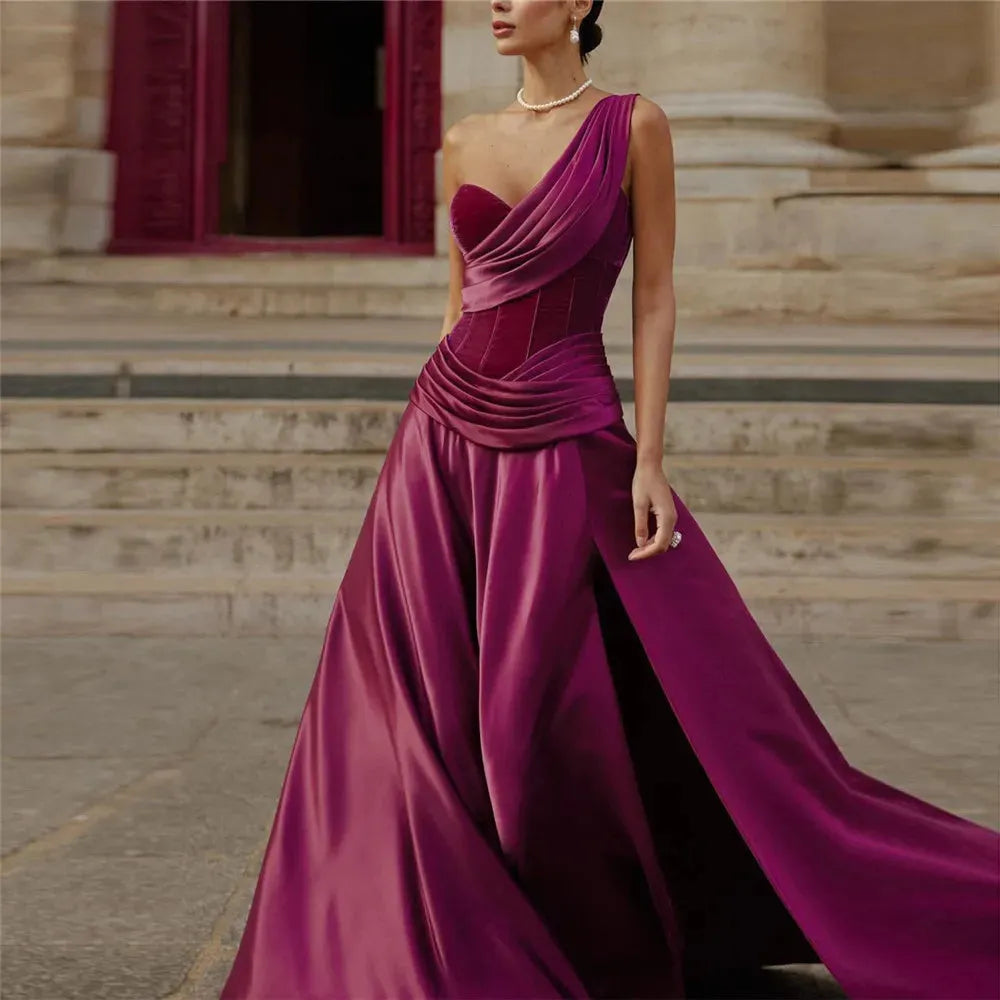 Elegan Fushia Prom Dresses A-Line One Shoulder Pleated High Side Slit Floor Length Party Gowns vestidos de graduación Fuchsia