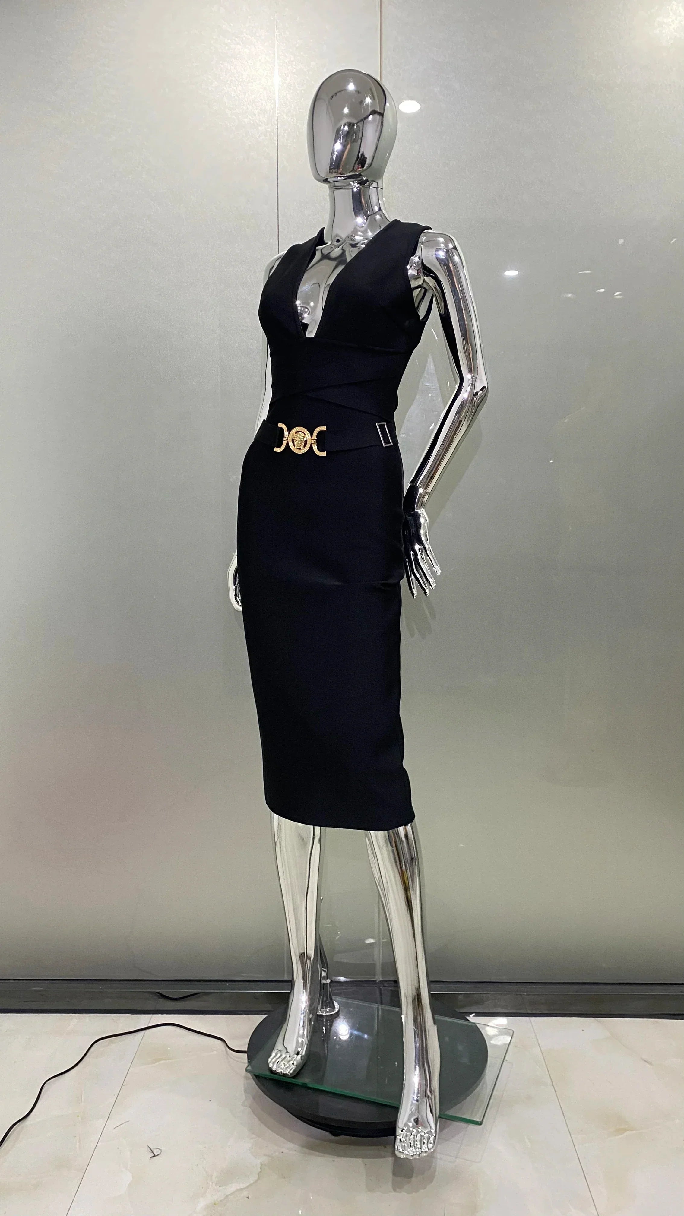 2024 Fashion Diamond Girdle Sleeveless Package Hips Midi Calf Bandage Dress Elegant Woman Evening Dress Celebrity Party Vestido